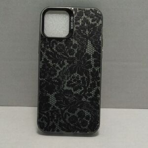 SHEIN Black‎ Floral Lace iPhone 12 Phone Case